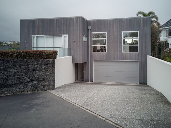 Driveway Entrance Repair in Lincoln
