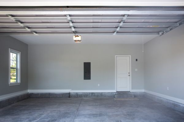 Garage Concrete Repair in Lincoln